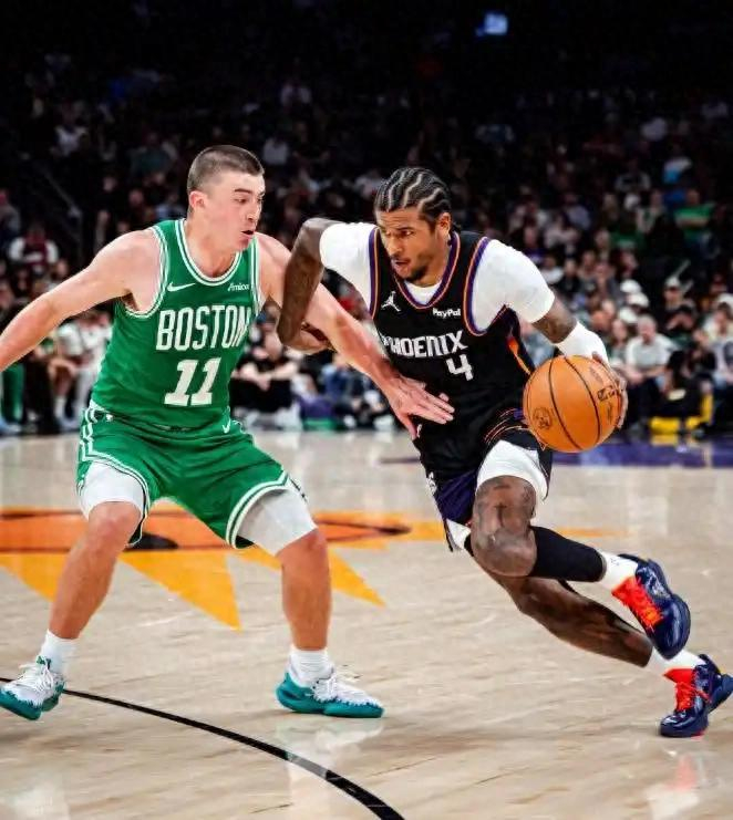 杏彩APP下载-杰伦格林提前进入“暮年”！41岁老阿姨女友遭“围攻”！|波士顿凯尔特人队|德拉蒙德-格林|菲尼克斯太阳队|纽约尼克斯队|休斯敦火箭队_新浪体育_新浪新闻